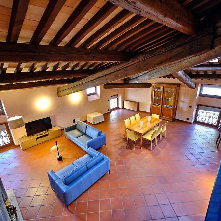 Apartmentsarena - Residenza Degli Scaligeri - Piazza Erbe Verona Bagian luar foto