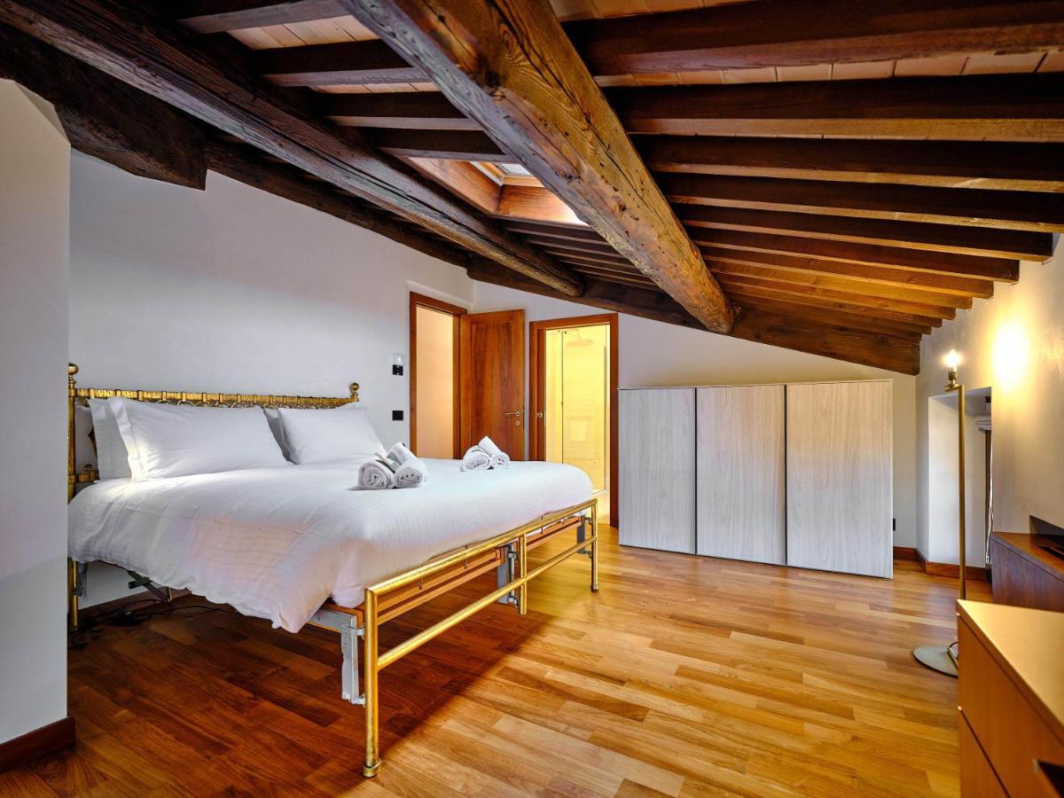 Apartmentsarena - Residenza Degli Scaligeri - Piazza Erbe Verona Bagian luar foto