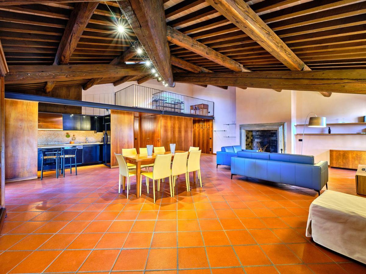 Apartmentsarena - Residenza Degli Scaligeri - Piazza Erbe Verona Bagian luar foto