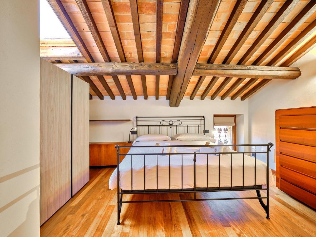 Apartmentsarena - Residenza Degli Scaligeri - Piazza Erbe Verona Bagian luar foto