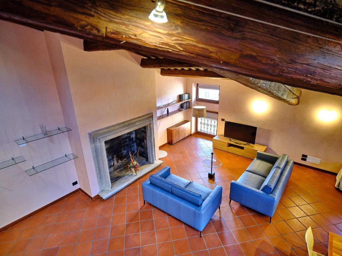 Apartmentsarena - Residenza Degli Scaligeri - Piazza Erbe Verona Bagian luar foto
