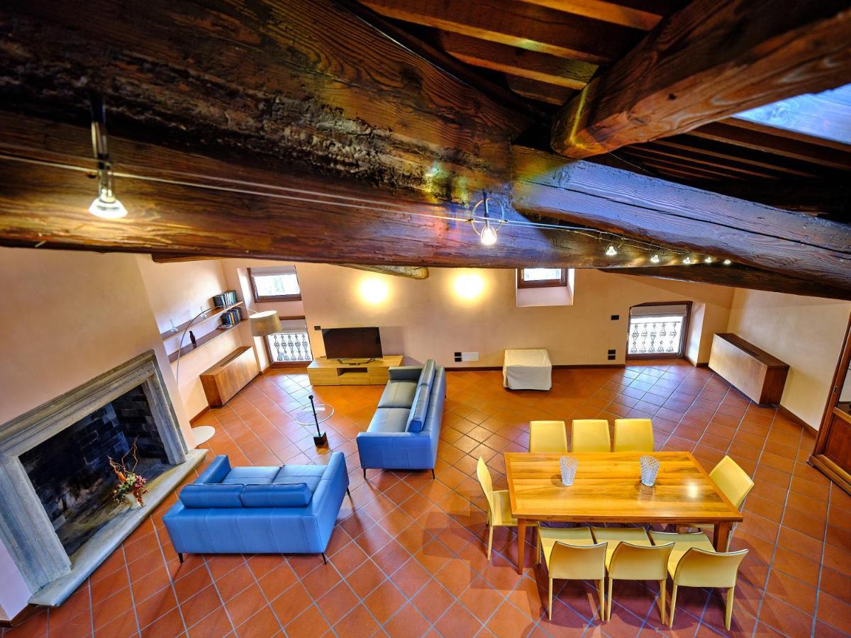 Apartmentsarena - Residenza Degli Scaligeri - Piazza Erbe Verona Bagian luar foto