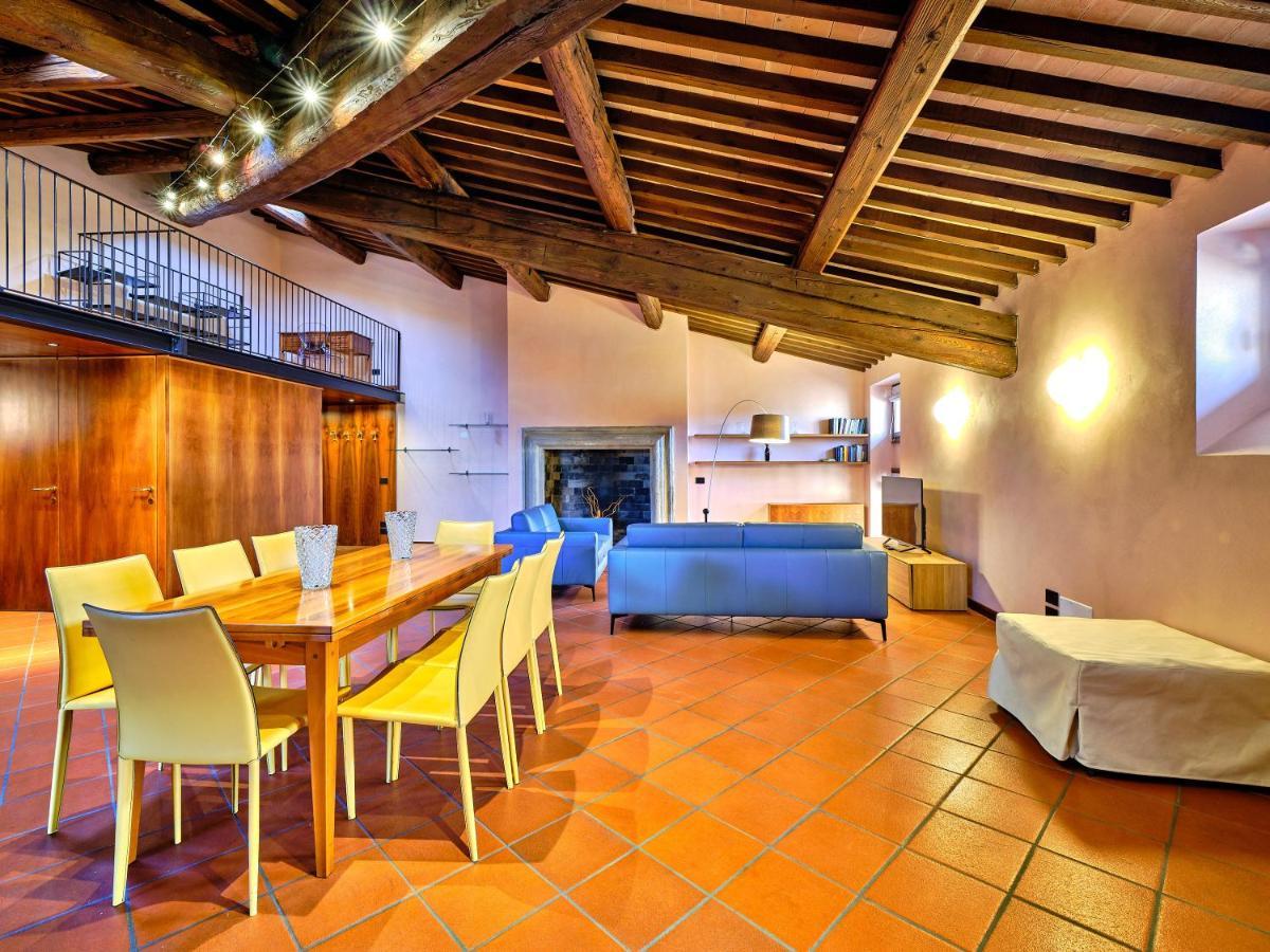 Apartmentsarena - Residenza Degli Scaligeri - Piazza Erbe Verona Bagian luar foto