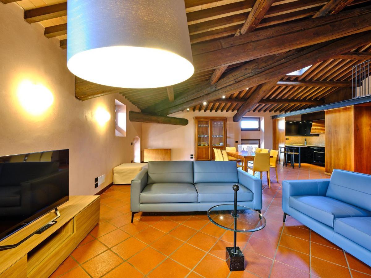 Apartmentsarena - Residenza Degli Scaligeri - Piazza Erbe Verona Bagian luar foto