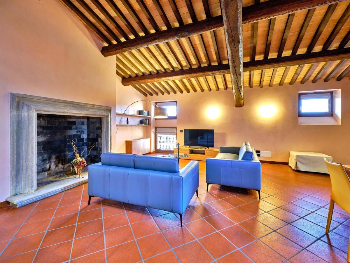 Apartmentsarena - Residenza Degli Scaligeri - Piazza Erbe Verona Bagian luar foto
